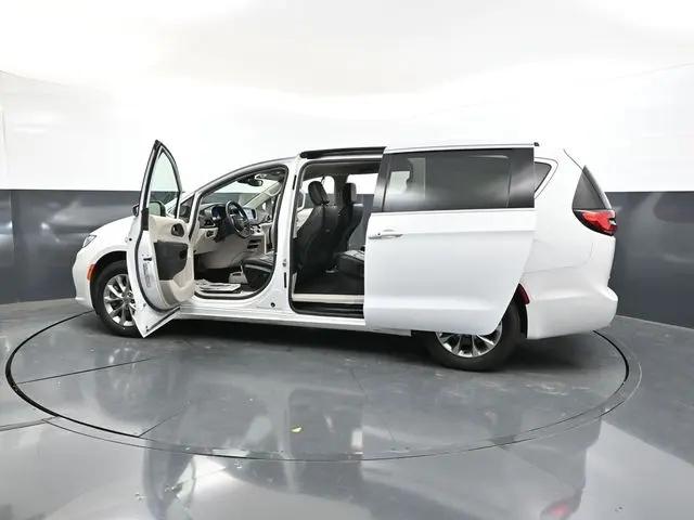 2023 Chrysler Pacifica Touring L AWD