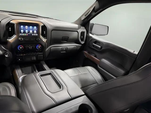 2021 Chevrolet Silverado 1500 2WD Crew Cab Short Bed High Country