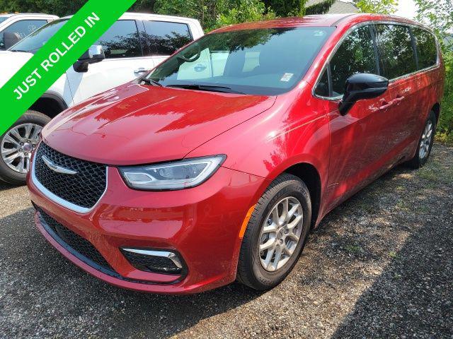 2025 Chrysler Pacifica Select for sale in Saint Johns, MI