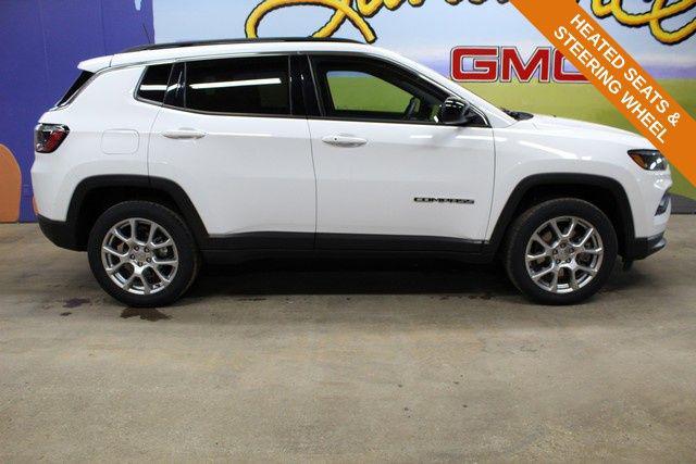 2023 Jeep Compass Latitude Lux FWD for sale in Saint Johns, MI