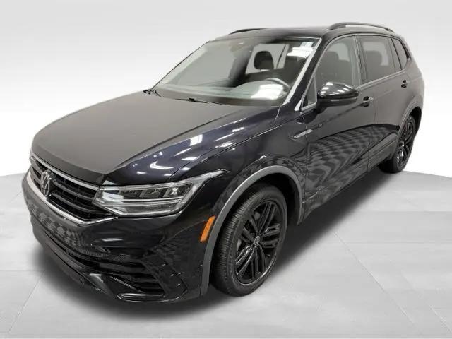 2022 Volkswagen Tiguan 2.0T SE R-Line Black for sale in Sheffield Village, OH