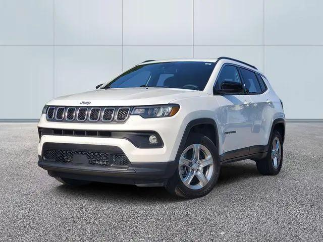 2023 Jeep Compass Latitude 4x4 for sale in Farmington Hills, MI