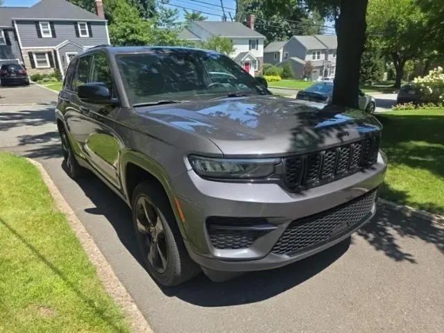 2023 Jeep Grand Cherokee Altitude 4x4 for sale in Toledo, OH