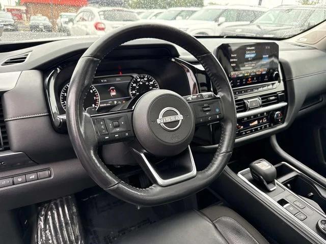 2022 Nissan Pathfinder SL 4WD 2022 Nissan Pathfinder SL 4WD