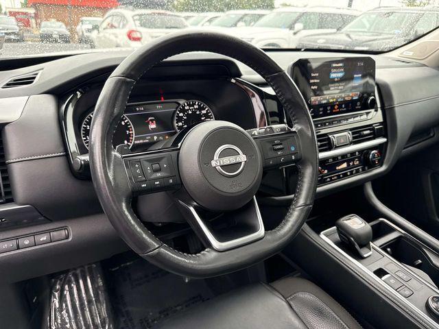 2022 Nissan Pathfinder SL 4WD 2022 Nissan Pathfinder SL 4WD