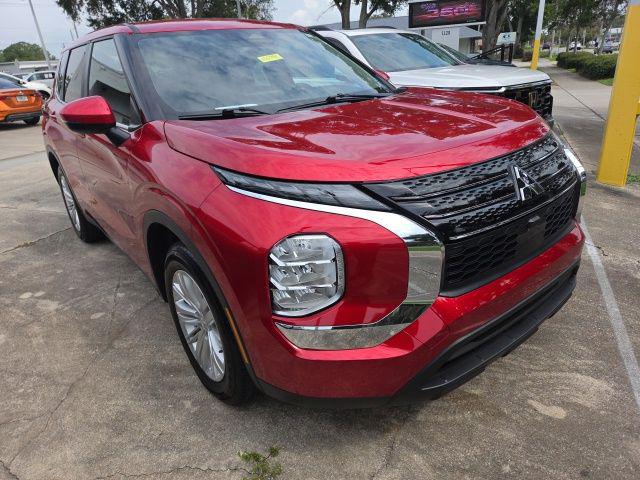 2024 Mitsubishi Outlander ES 2.5 2WD for sale in Titusville, FL