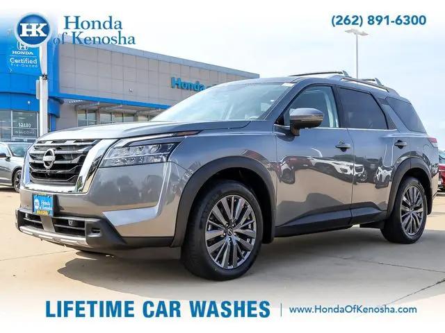 2024 Nissan Pathfinder SL 4WD for sale in Bristol, WI