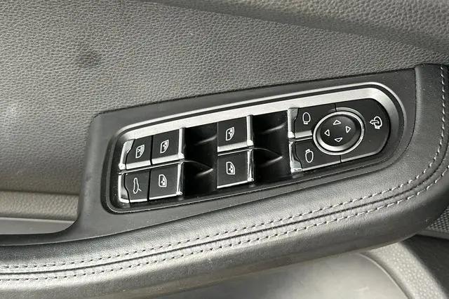 2023 Porsche Macan S