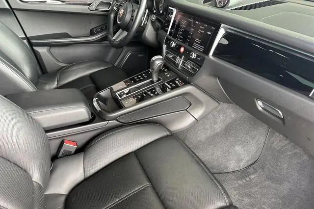 2023 Porsche Macan S