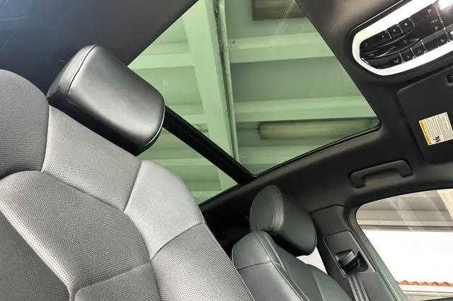 2023 Porsche Macan S