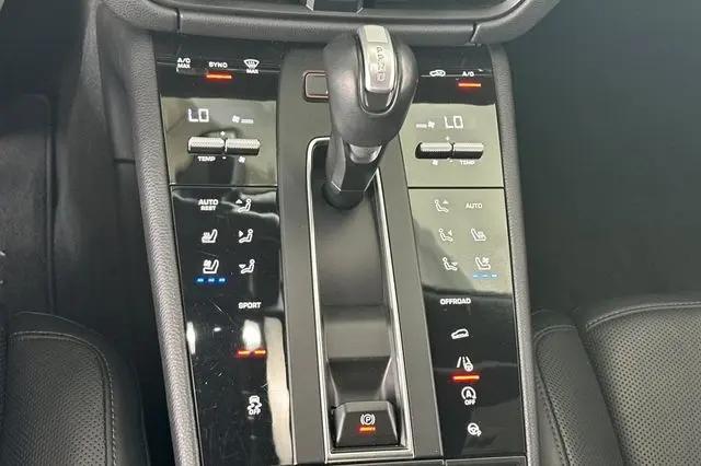 2023 Porsche Macan S