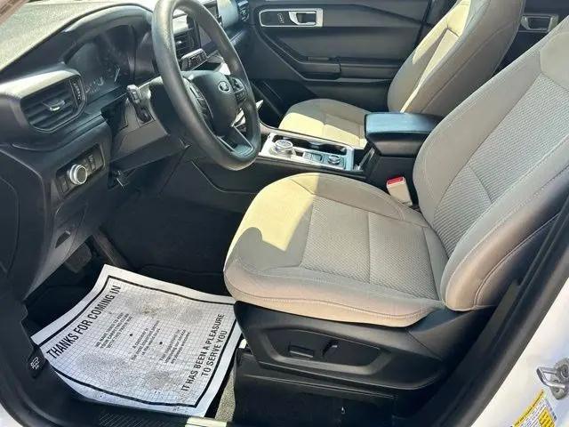 2023 Ford Explorer Base