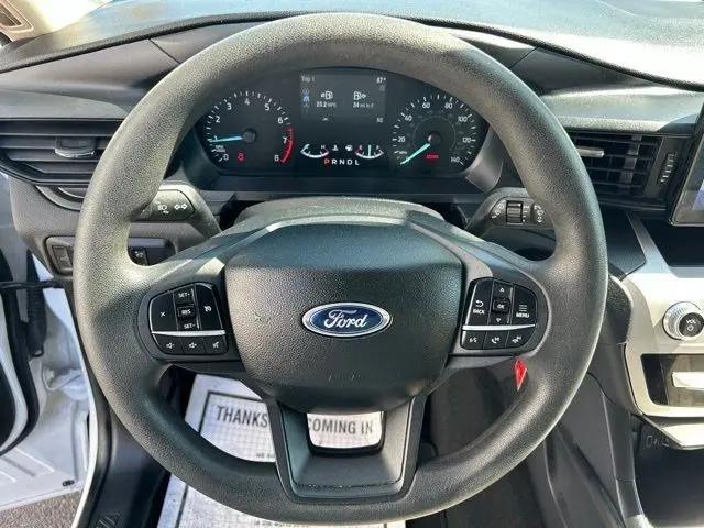 2023 Ford Explorer Base