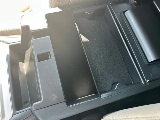 2023 Ford Explorer Base