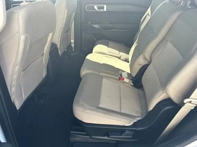 2023 Ford Explorer Base