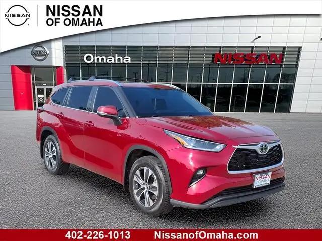 2021 Toyota Highlander XLE for sale in Omaha, NE