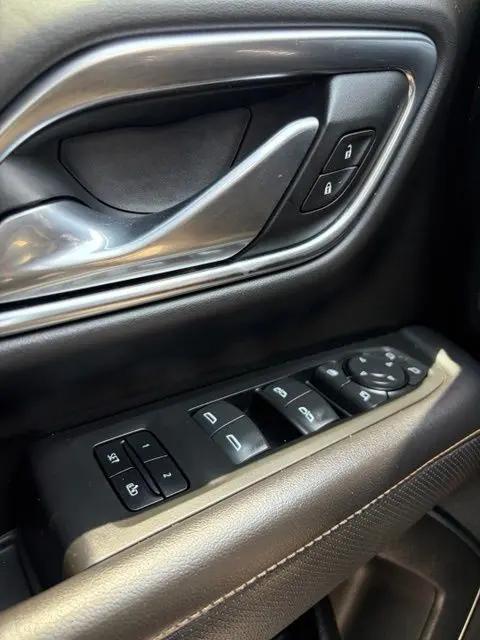 2021 GMC Yukon 4WD AT4