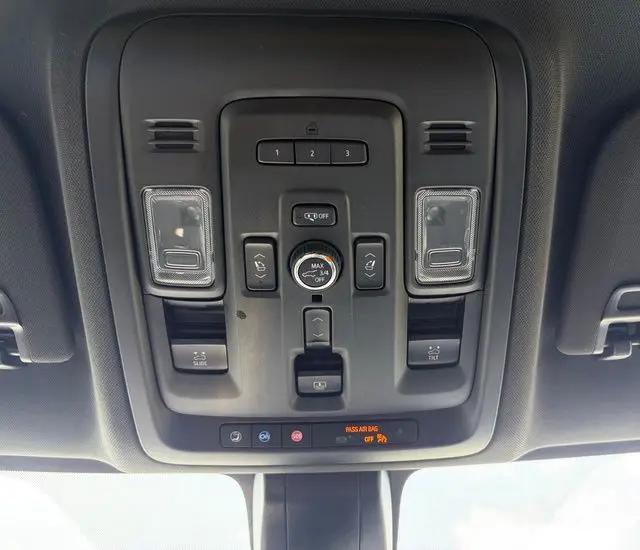 2021 GMC Yukon 4WD AT4