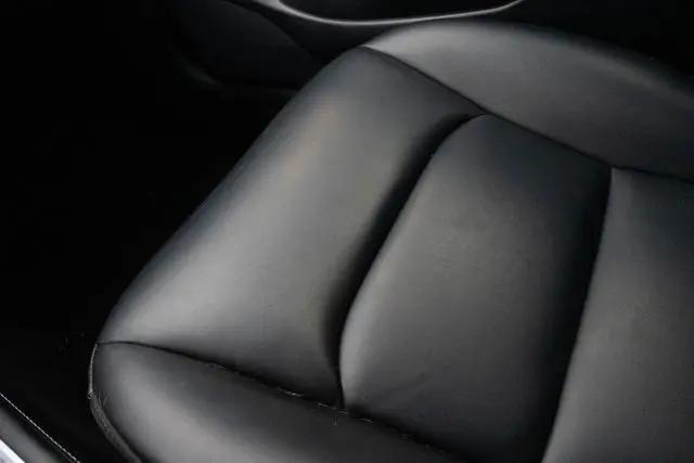 2021 Tesla Model 3 Standard Range Plus Rear-Wheel Drive