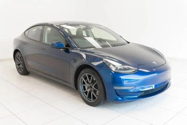 2021 Tesla Model 3 Standard Range Plus Rear-Wheel Drive