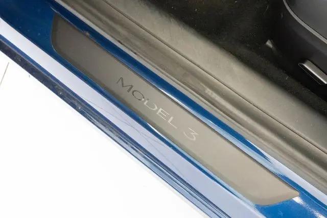 2021 Tesla Model 3 Standard Range Plus Rear-Wheel Drive