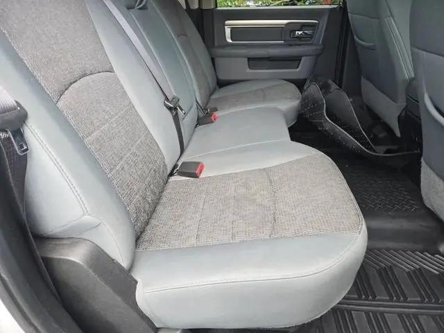 2017 Ram 1500 Big Horn Crew Cab 4x4 5'7" Box