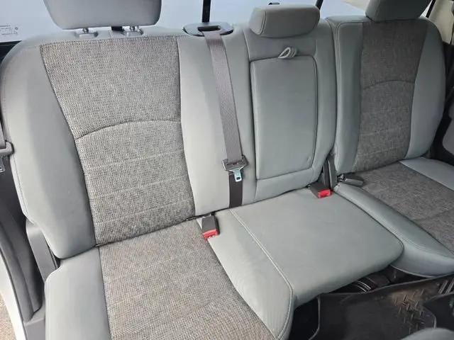 2017 Ram 1500 Big Horn Crew Cab 4x4 5'7" Box