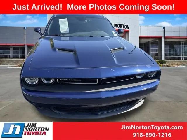 2015 Dodge Challenger SXT