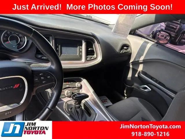 2015 Dodge Challenger SXT