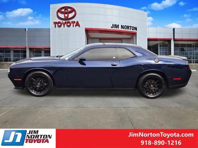 2015 Dodge Challenger SXT