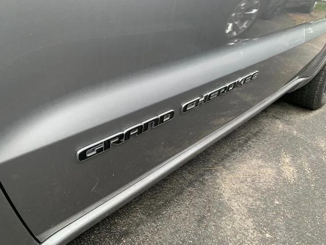 2019 Jeep Grand Cherokee Overland 4x4 2019 Jeep Grand Cherokee Overland 4x4
