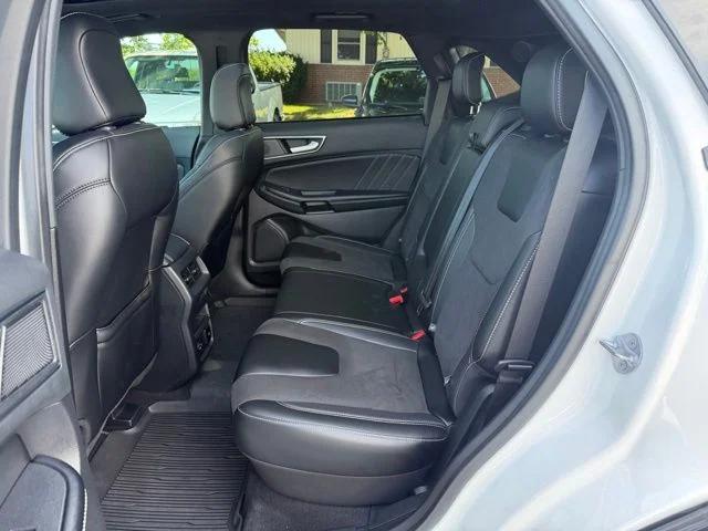 2022 Ford Edge ST