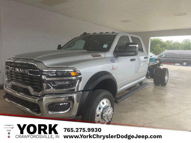 2026 RAM 5500 Chassis RAM 5500 TRADESMAN CHASSIS CREW CAB 4X4 84 CA
