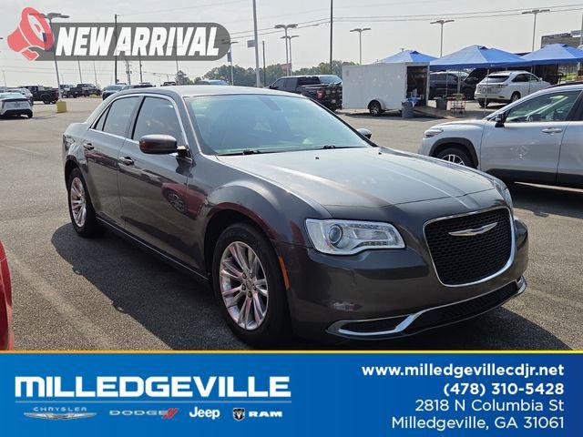 2019 Chrysler 300 Touring L for sale in Milledgeville, GA
