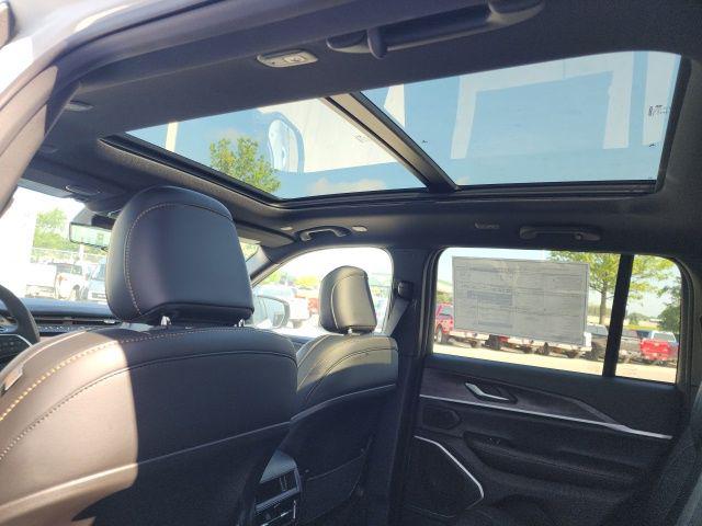2026 Jeep Grand Cherokee GRAND CHEROKEE 85TH ANNIVERSARY EDITION 4X4