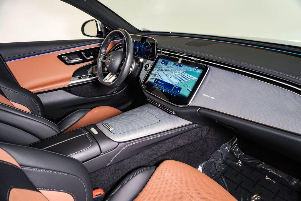 2025 Mercedes-Benz E-Class AMG E53 - Photo 16