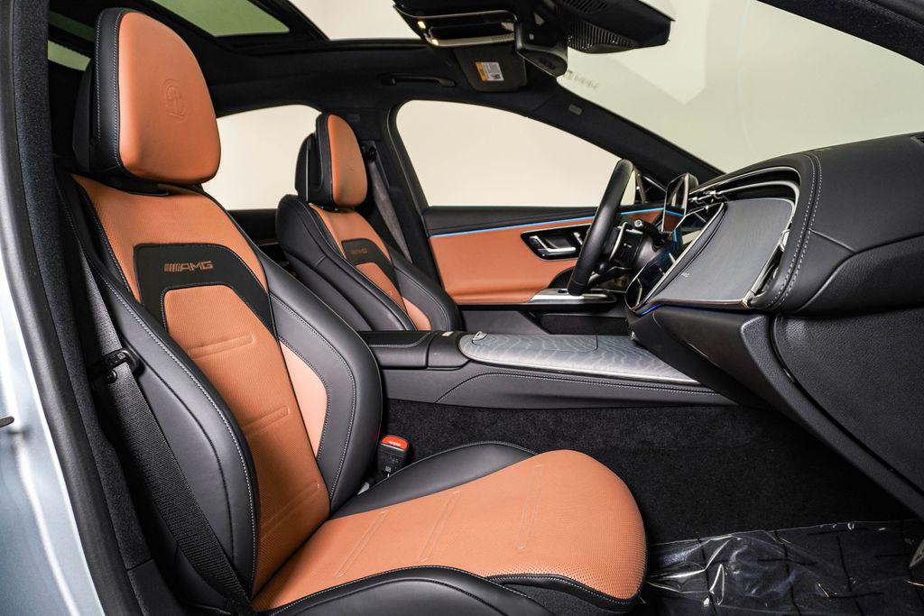 2025 Mercedes-Benz E-Class AMG E53 - Photo 17