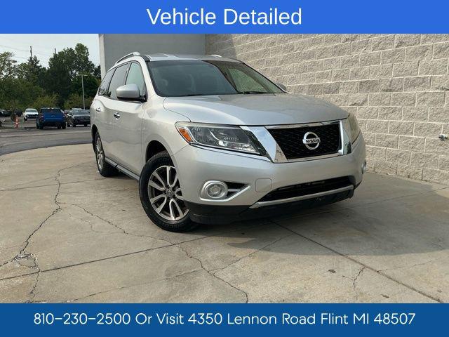 2014 Nissan Pathfinder SV for sale in Flint, MI