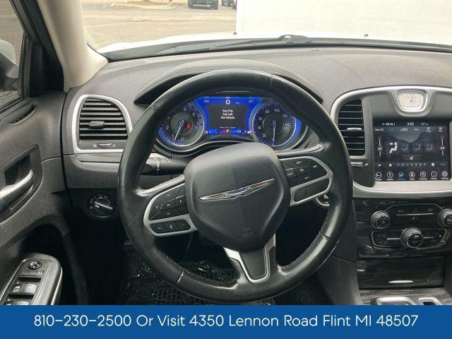 2019 Chrysler 300 Touring