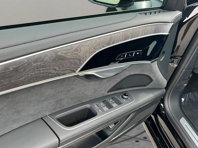 2026 Audi A8 55 TFSI quattro Tiptronic