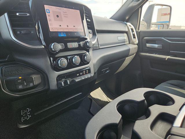 2025 Ram 3500 Big Horn Crew Cab 4x4 64 Box