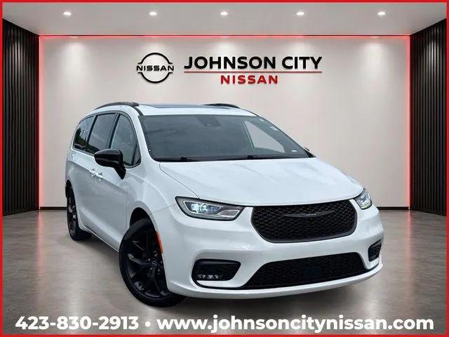 2025 Chrysler Pacifica Limited for sale in Johnson City, TN