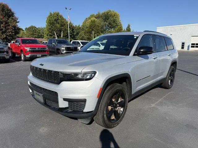 2023 Jeep Grand Cherokee L Altitude 4x4 for sale in Corydon, IN