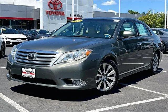 2011 Toyota Avalon Limited for sale in Alexandria, VA