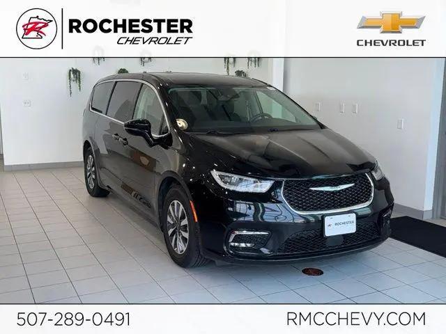2024 Chrysler Pacifica Hybrid Select for sale in Rochester, MN