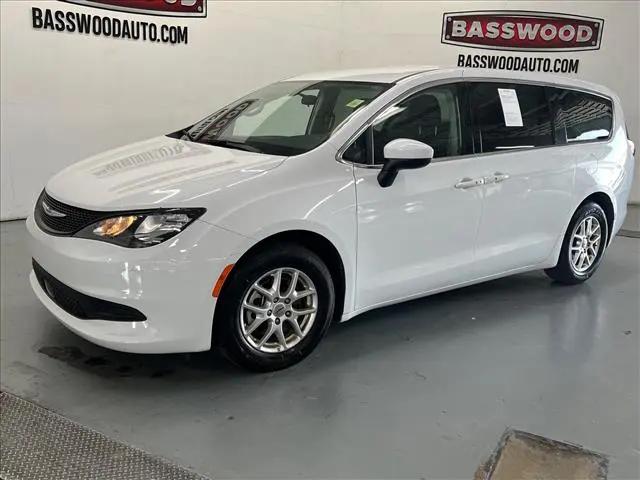 2022 Chrysler Voyager LX for sale in Fort Payne, AL