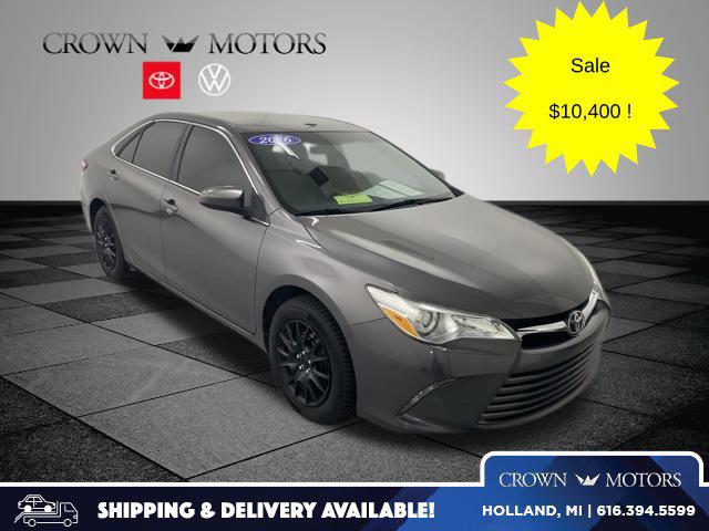 2016 Toyota Camry LE for sale in Holland, MI