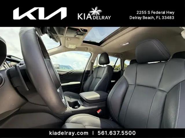 2023 Subaru Outback Touring