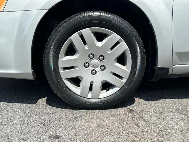 2011 Dodge Avenger Express