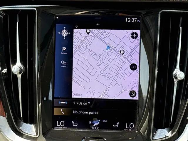 2021 Volvo S60 T6 Momentum
